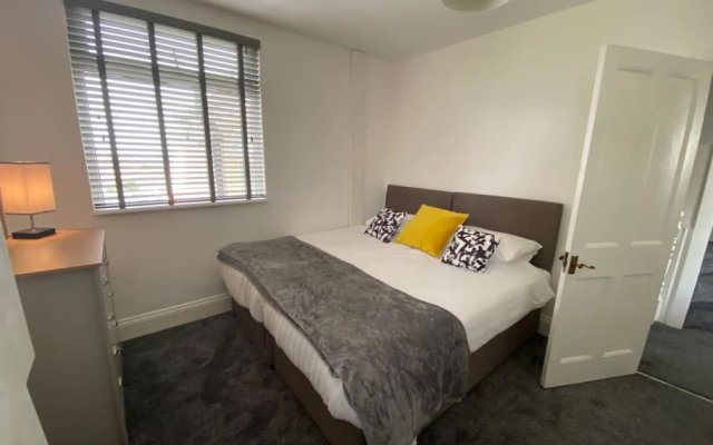 Atlantic View - beautiful 2 bedroom apartment in Newquay Cornwall