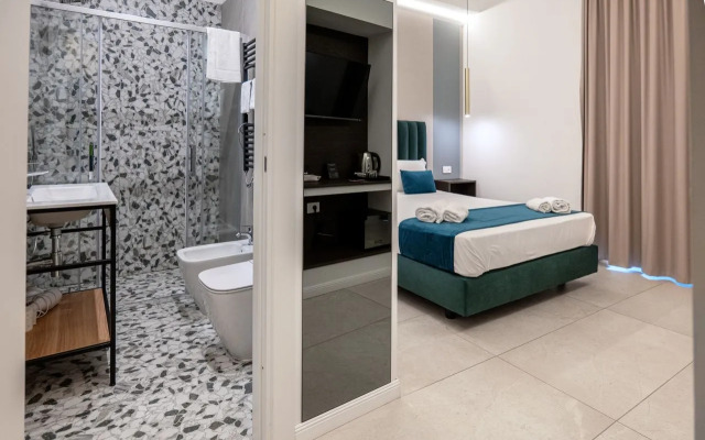 HOTIDAY Room Collection - Napoli Museo Suite