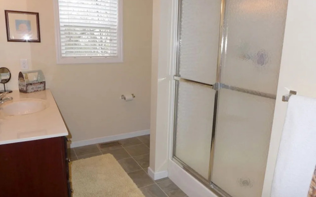 Oc820 Wesley Ave 1st-floor