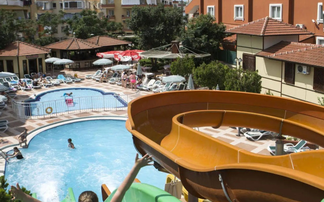 Villa Moonflower Aparts & Suites