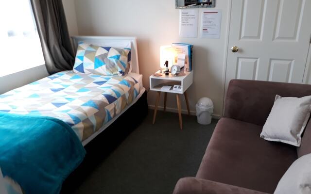 Peaceful And Quiet Witherlea Homestay