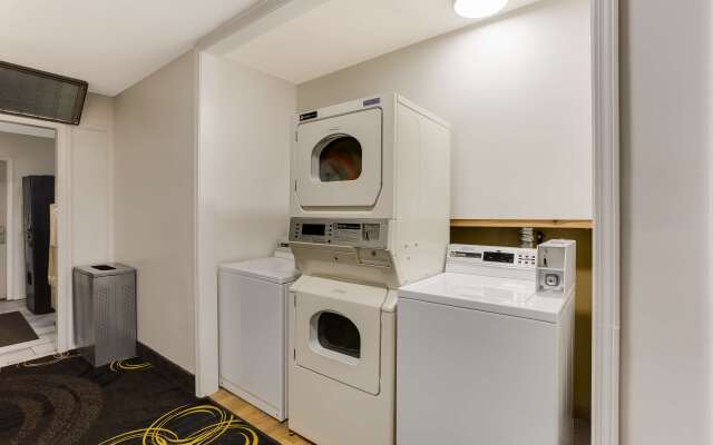 SureStay Hotel by Best Western Higginsville