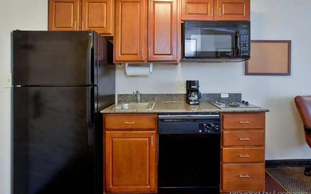 Candlewood Suites Virginia Beach Town Center by IHG
