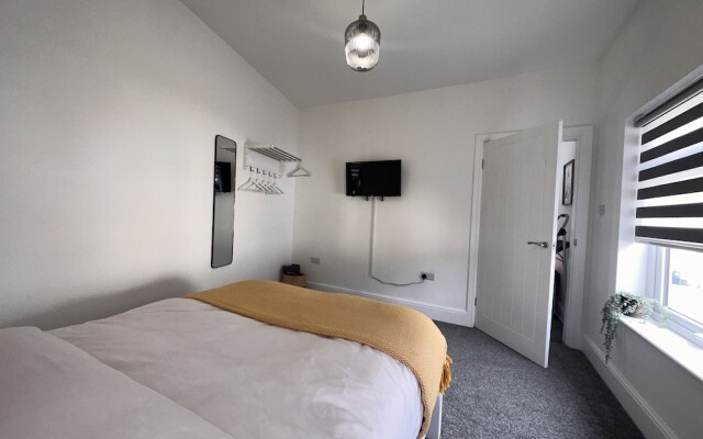 50 wood street burton