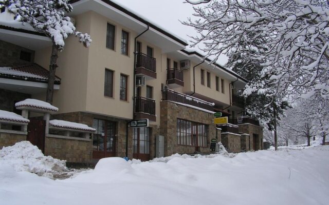 Hotel Black Stork