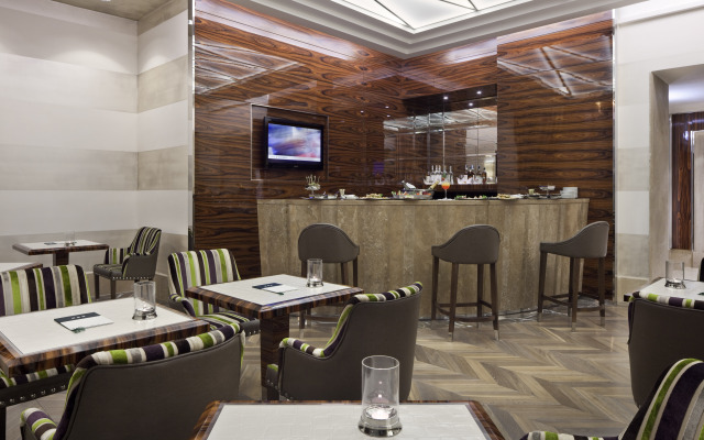 UNA HOTELS Decò Roma