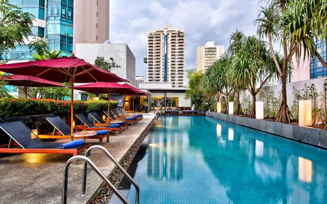 Park Plaza Bangkok Soi 18