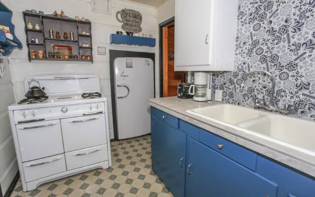 A Sweet Pine Cabin -  3Br/1BA/WiFi/Roku/Netflix