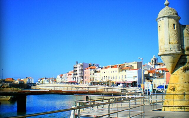 Apartment with One Bedroom in Peniche, with Terrace And Wifi - 400 M From the Beach