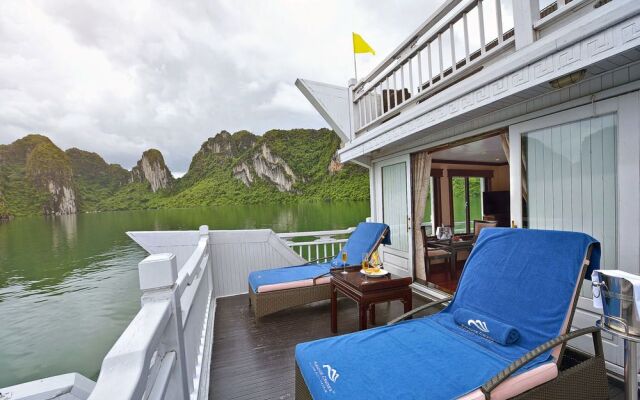 Paradise Luxury Sails Cruise