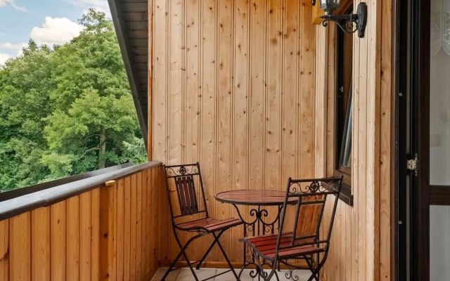 Garden View Apartment in Erzgebirge near Forest