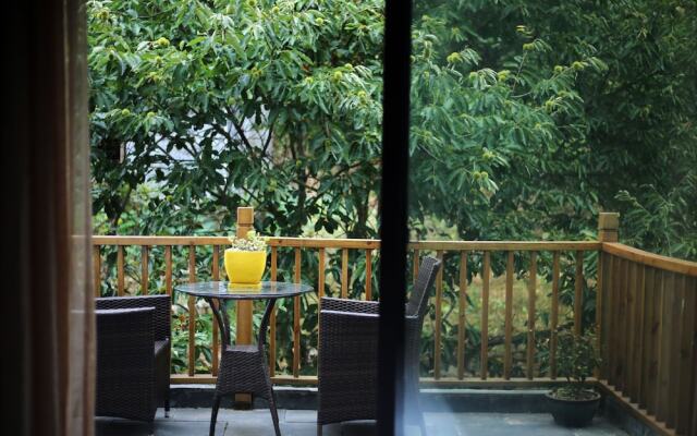 Zhangjiajie One City One Inn
