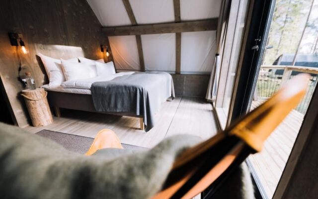Haltia Lake Lodge nature boutique hotel & glamping