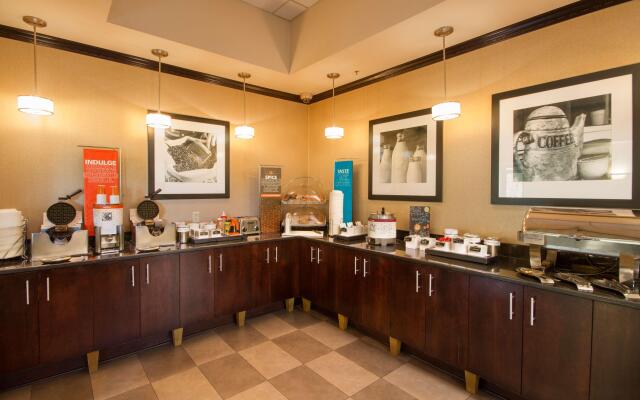 Hampton Inn Buffalo South/I-90