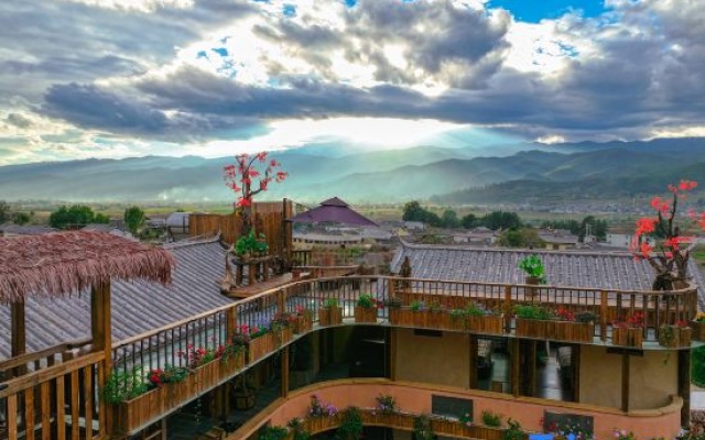 Jianchuan  Shaxi Feng mian · Tong chuan Homestay – Outside – Dali