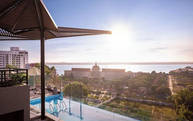 Chaiya Palace Hotel