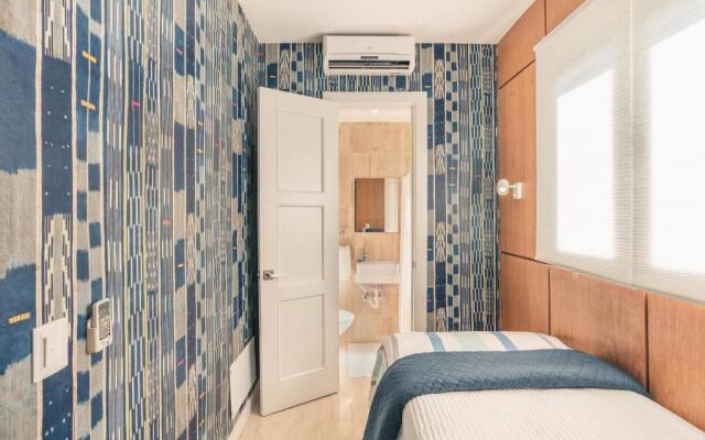 Newly Added El Portillo 2BR Apt