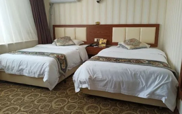 Nafenglong Business Hotel