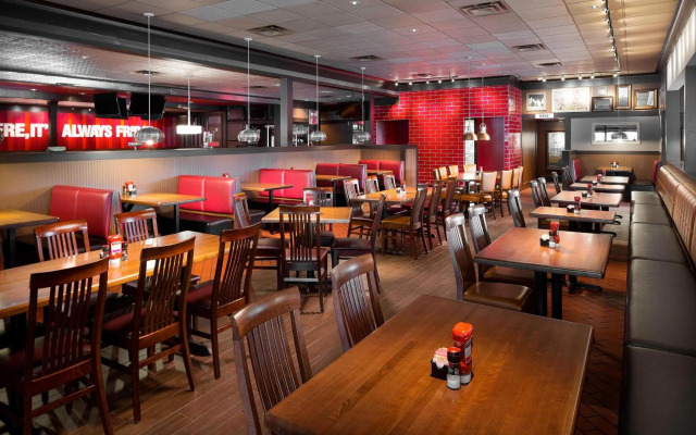 Courtyard by Marriott Chicago Midway Airport