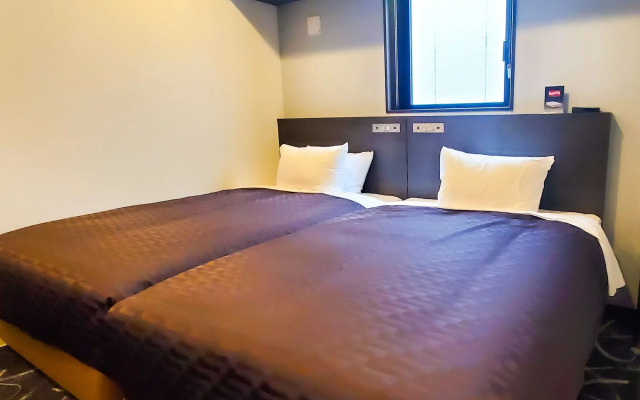 HOTEL LiVEMAX Yokohama Stadium Mae