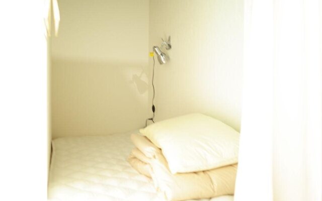 bnb+ SHINJYUKU Yotsuya Ikebana Okina - Hostel