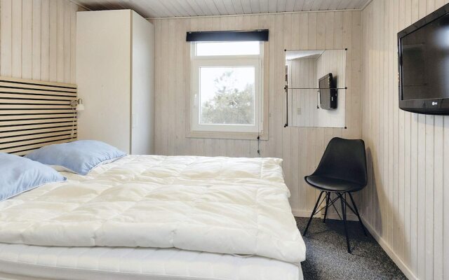 Luxury Cottage With Pool and Sauna-by Traum