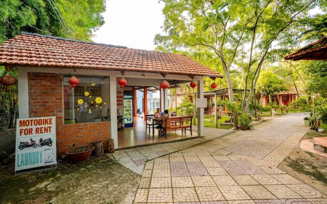 Huong Giang Bungalow