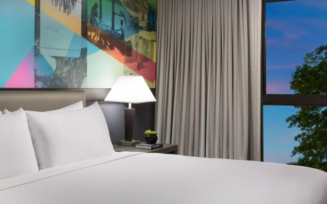 Studio Allston Hotel