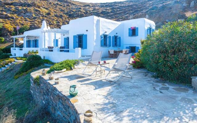 "Anemoskala" Cycladic Traditional House