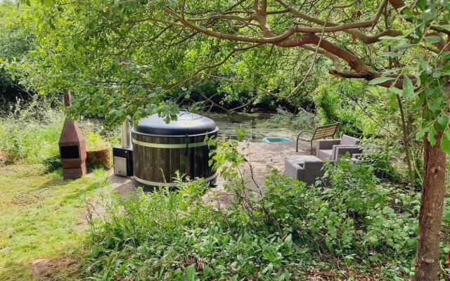 Idyllic House With 360 View of Nature