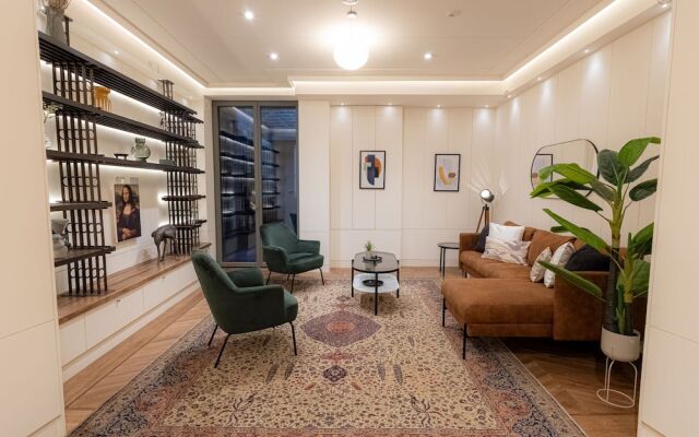 Discover The Underworld Five Bedroom by Belvilla