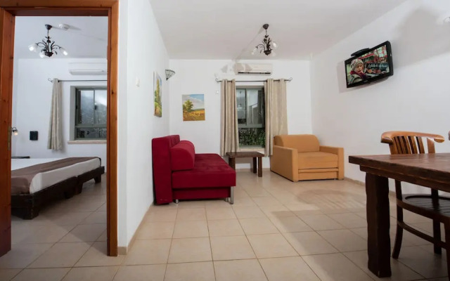 Farod Country Inn