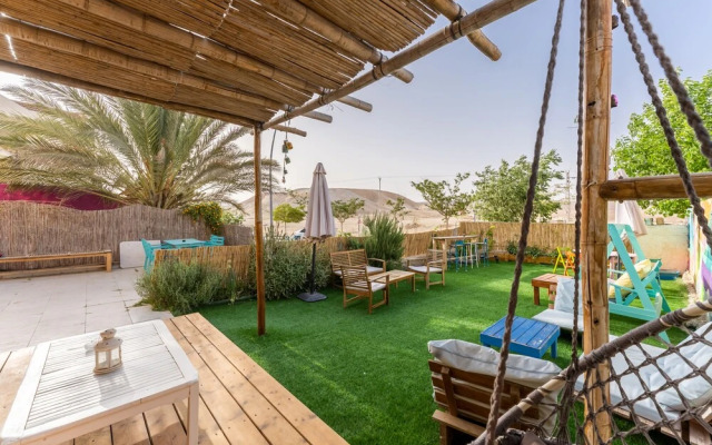 The White Hill Guest House - Hostel