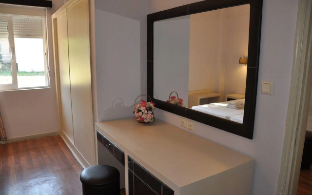 Elena Hotel
