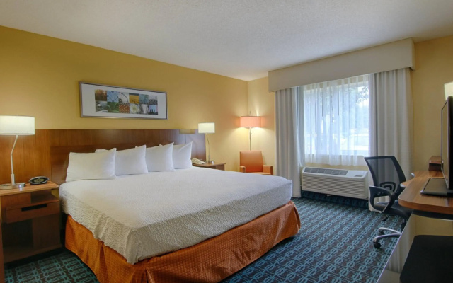 Fairfield Inn & Suites Jacksonville Airport