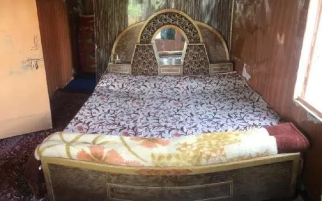 Farooq Billo Guest House