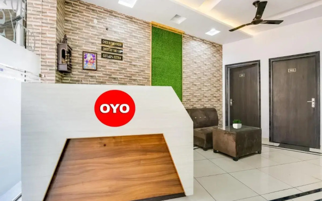 POP 70106 Hotel City Stay