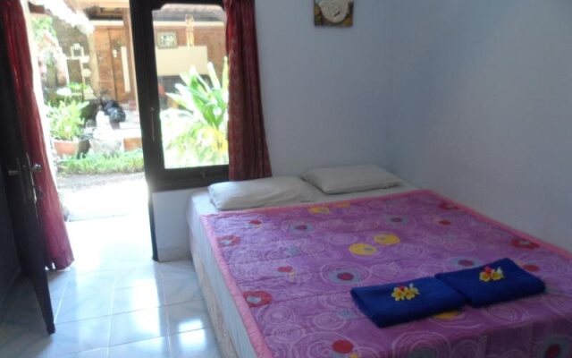 Pollok and Lemayeur Beach Front Hotel