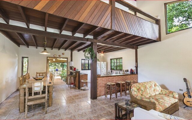 H4Y Linda Casa Camburi