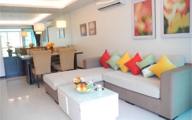 Kamala Regent Modern 2 bedrooms Apartment