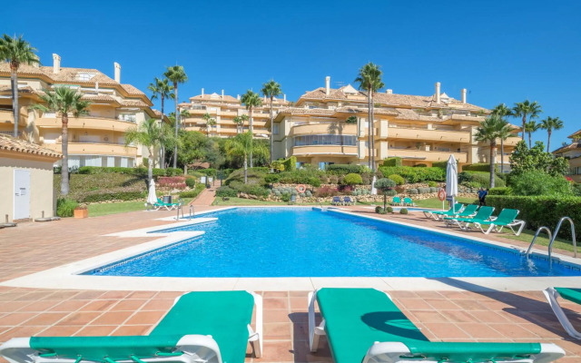 Elveria Hills excellent views