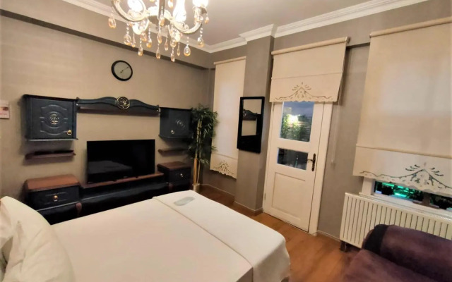 Valentine Suites Hotel