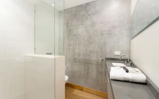 Upscale Polished King Street Suite