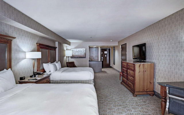 Hotel Alpenrock Breckenridge, Curio Collection by Hilton