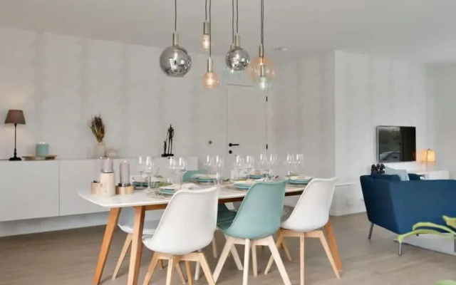 Spacious Bungalow With Garden Near the Beach sea