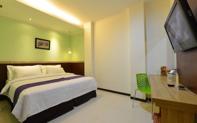 ZEN Rooms Kalimas KH Mas Mansyur