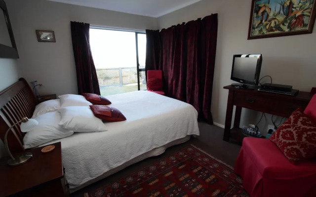 Pacific View Bed and Breakfast