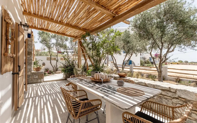 Naxian Serenity Suites