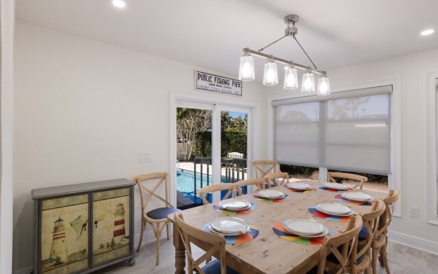 Surf Riders 4 Bedroom Home