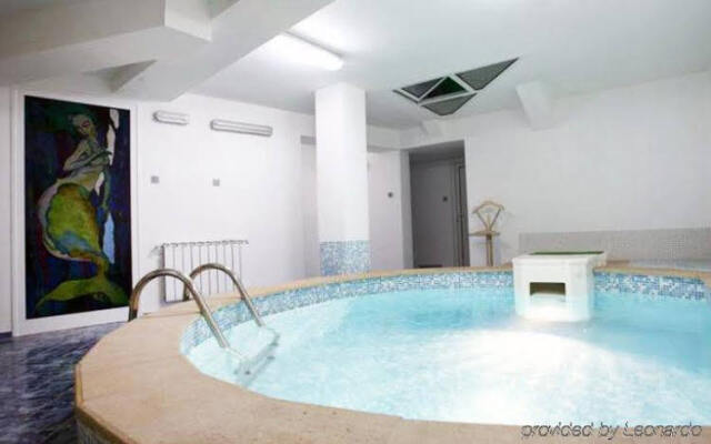 Art Hotel Galeria Pleven